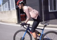 骑车小姐姐盱眙,小姐姐畅游古城美景